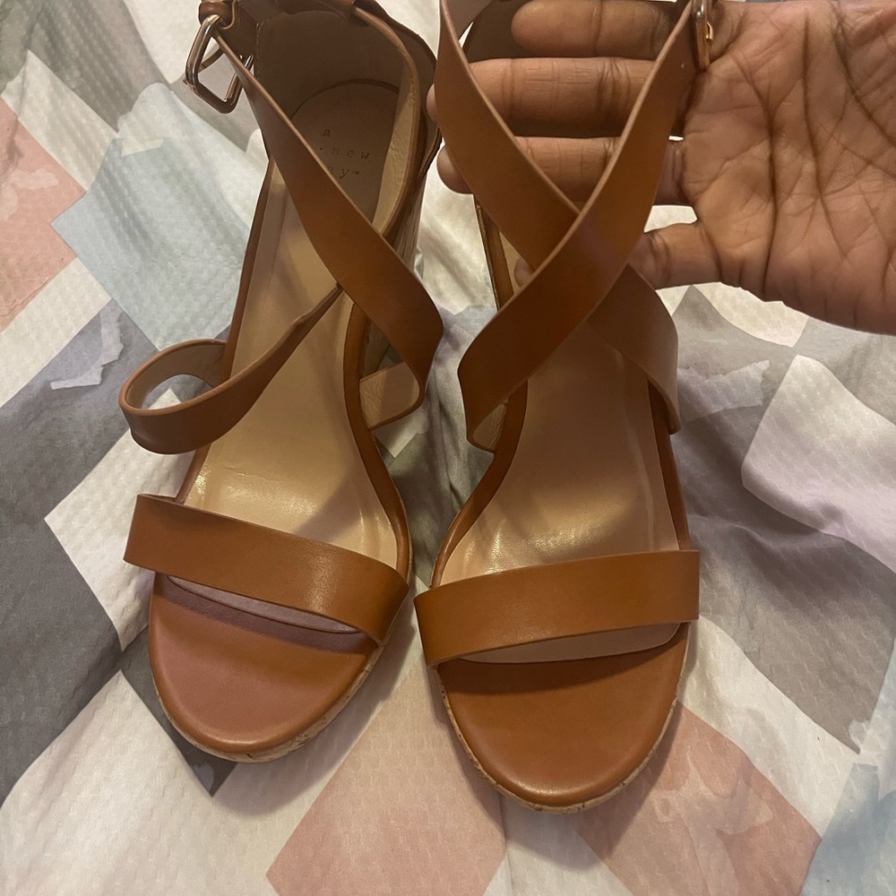 They are a size 11 in womens.
